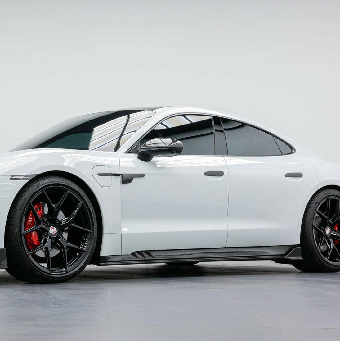 Paktechz Carbon Fiber Side Skirts - Porsche Taycan.