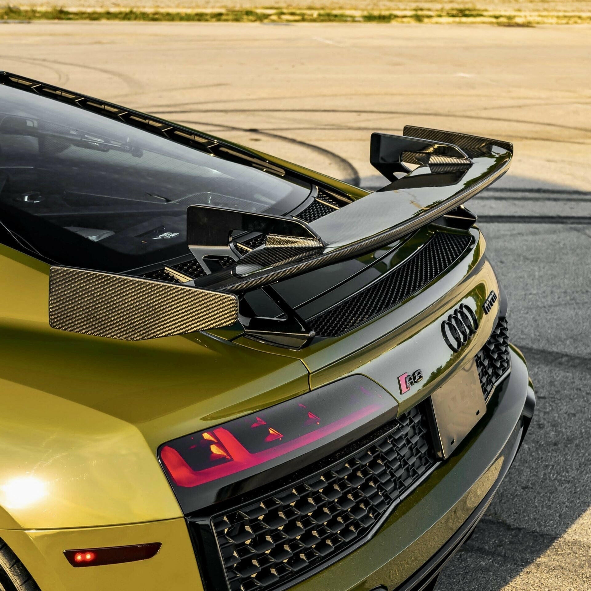 Performance Style Carbon Fiber Wing - Audi R8 (2019-2024).