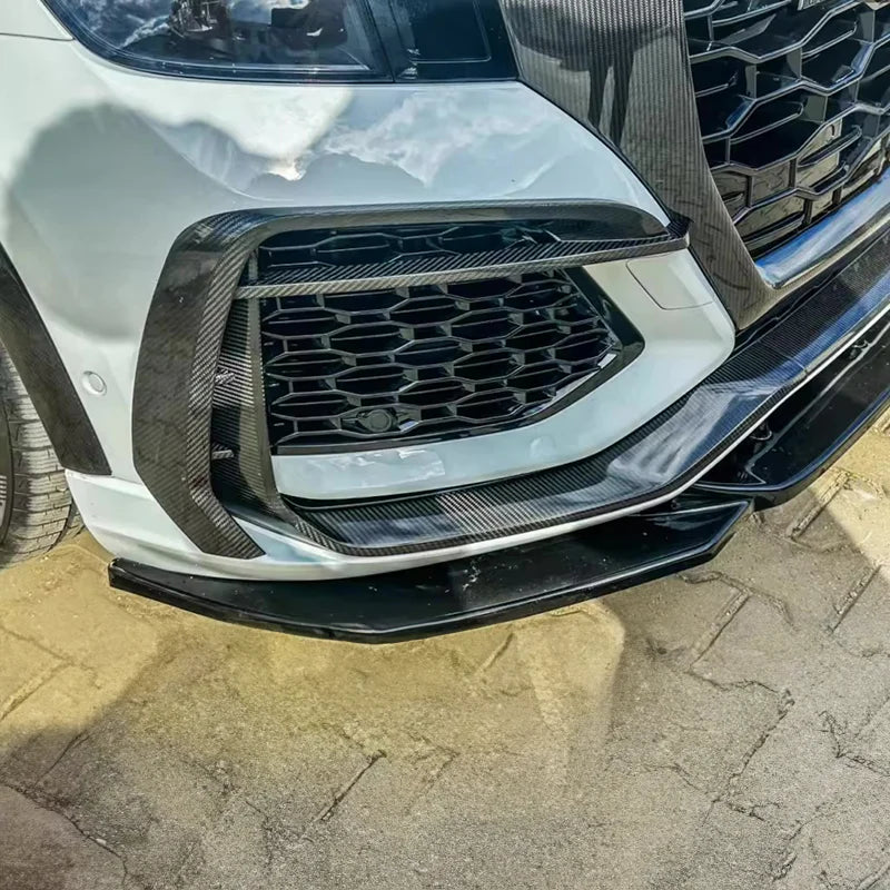 Carbon Fiber Front Air Vent Trim - Audi RSQ8.