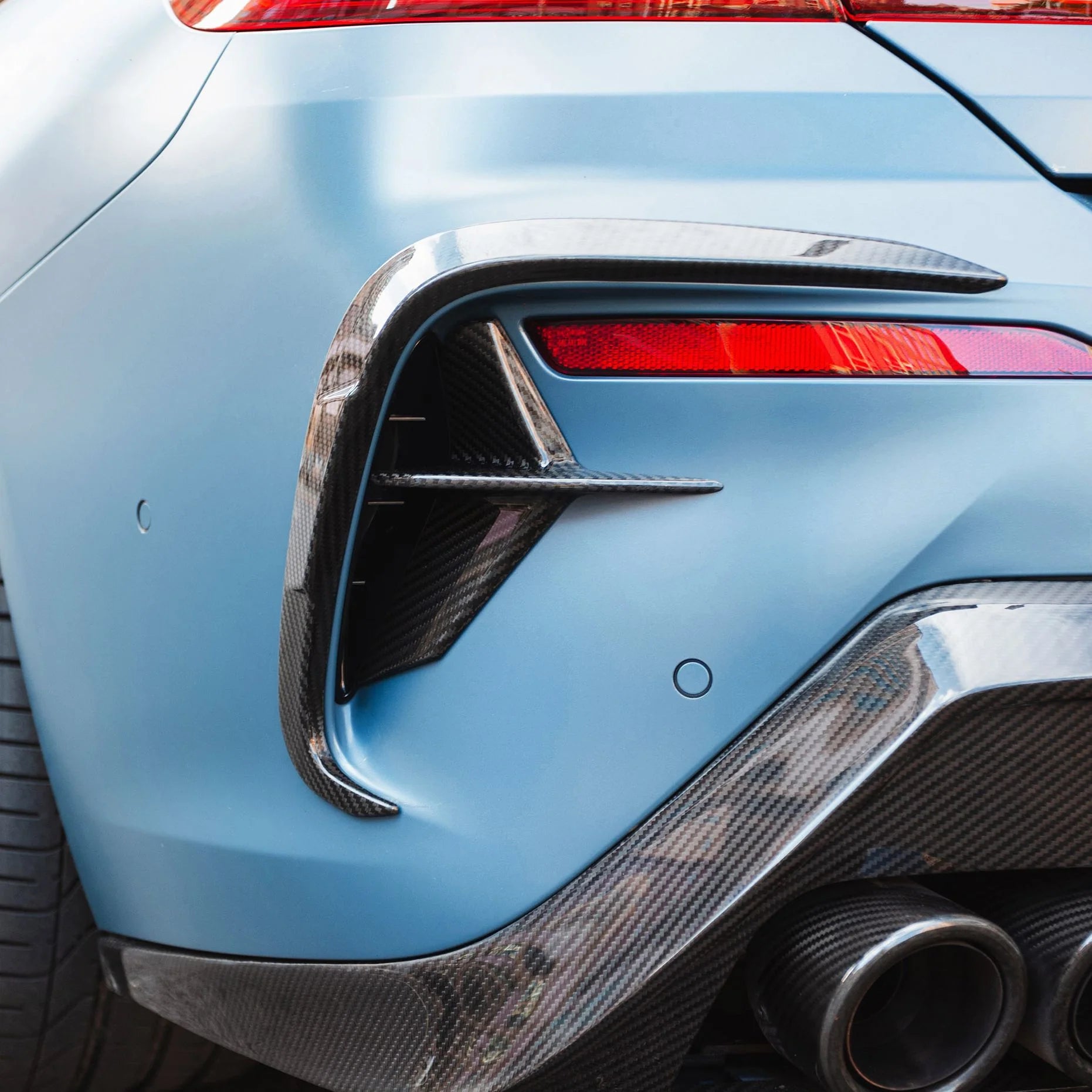 AC Style Carbon Fiber Rear Canard Vent Trim - G14/G15/G16 8 Series.