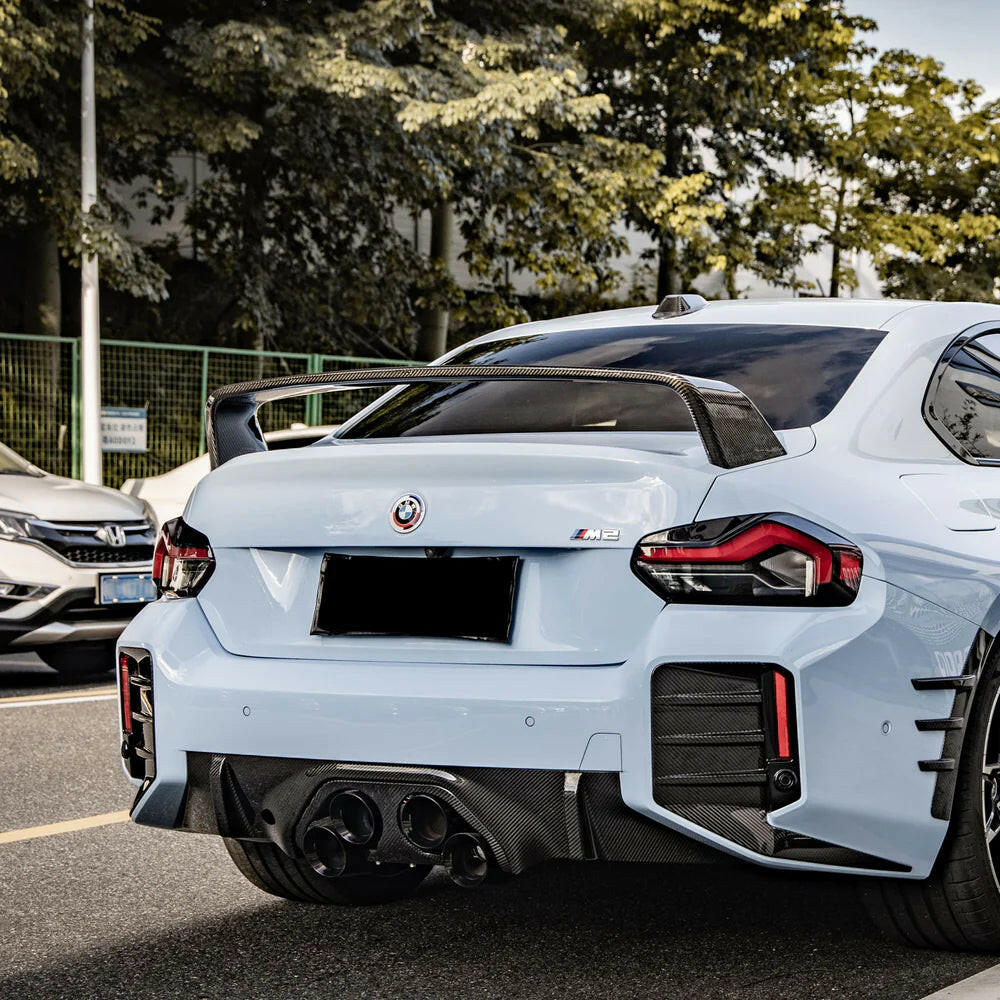 P Style Carbon Fiber Diffuser - G87 M2.