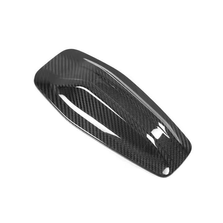 Carbon Fiber Shark Fin - G90 M5.