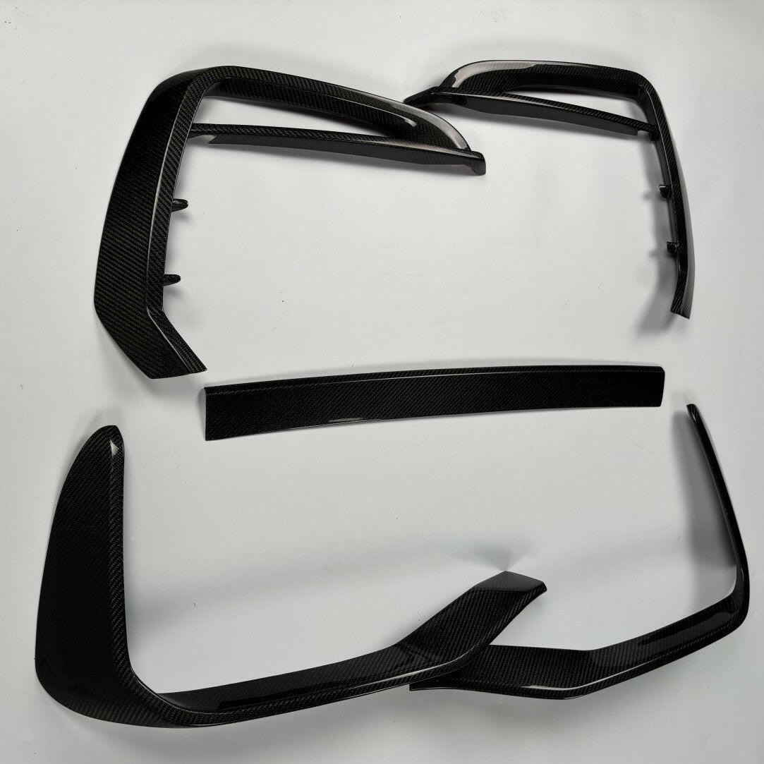 Carbon Fiber Fog Light Frame Insert - Audi RSQ8.