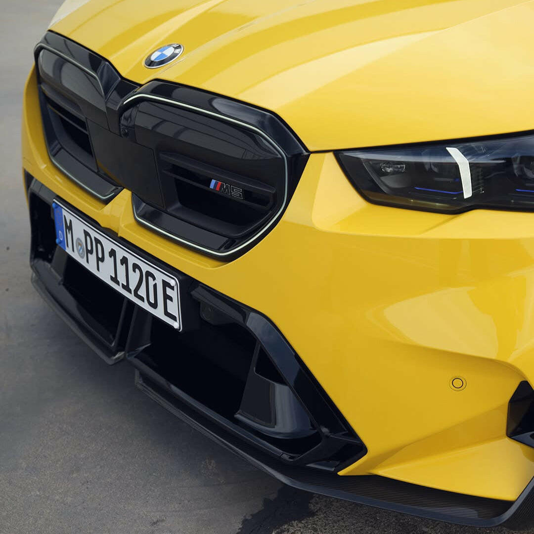 MP Style Carbon Fiber Front Lip - G90 M5.