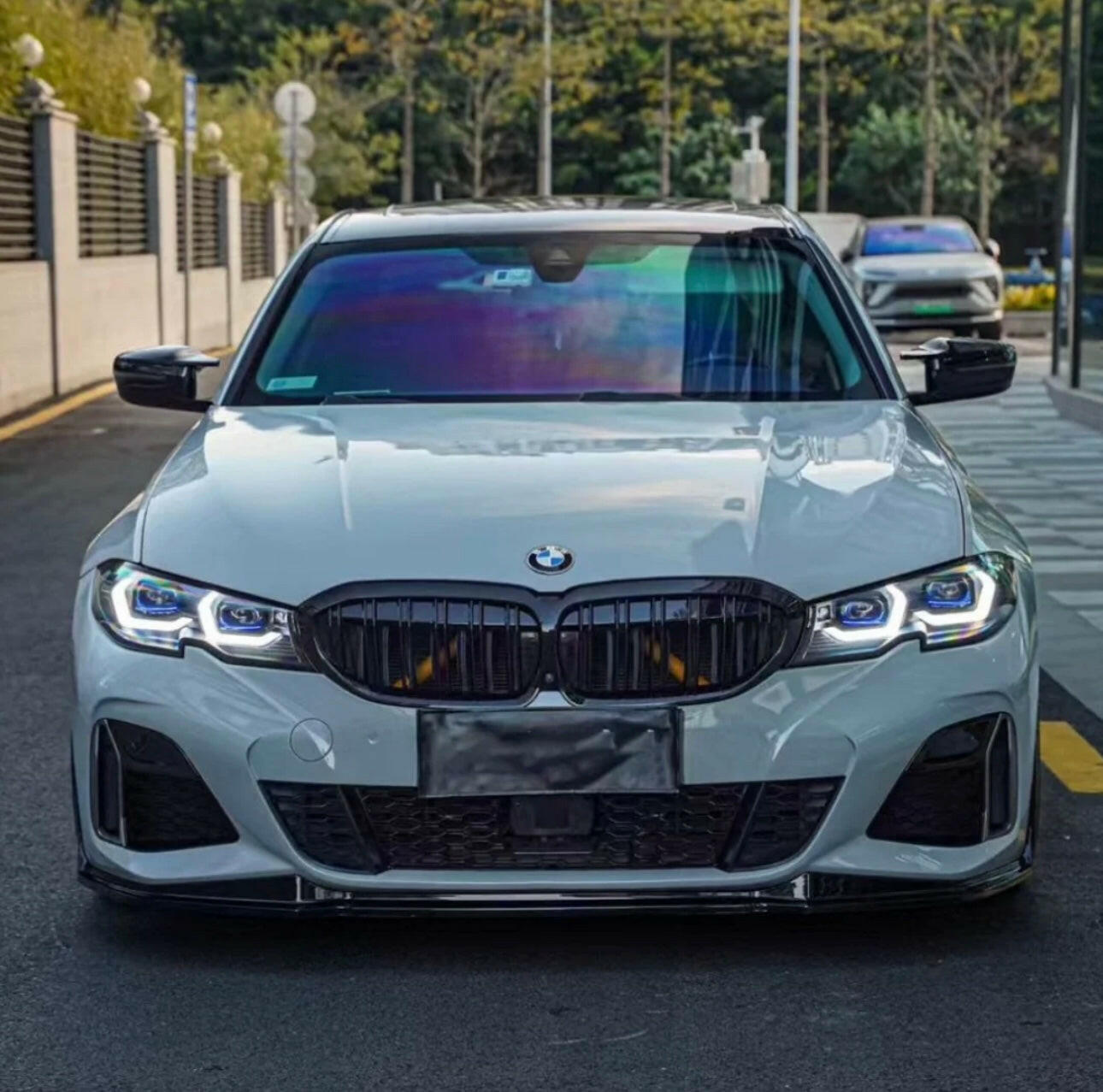 Switchback Dual-Color M Style Headlights – BMW G20 3 Series (Pre-LCI).