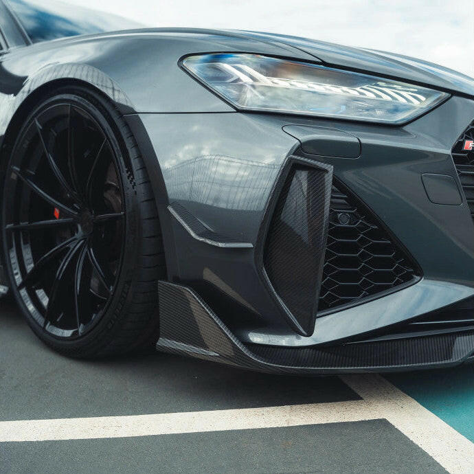Carbon Fiber V1 Front Air Vent Trim - Audi RS6/RS7 C8.