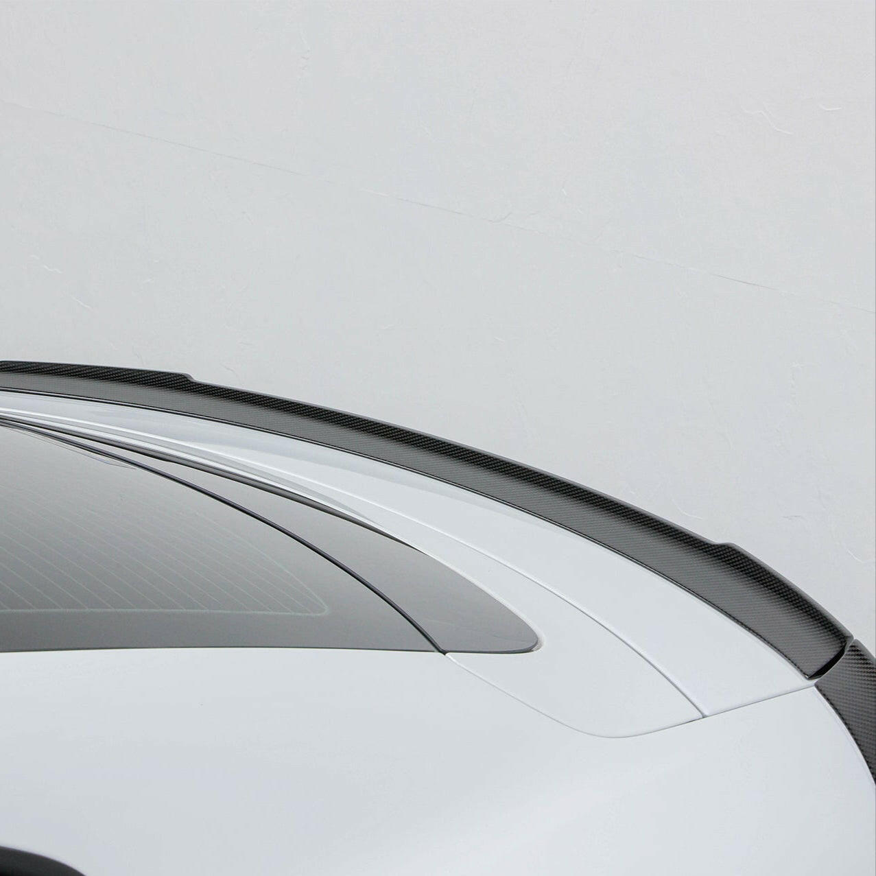 Paktechz Carbon Fiber Spoiler - Porsche Taycan.