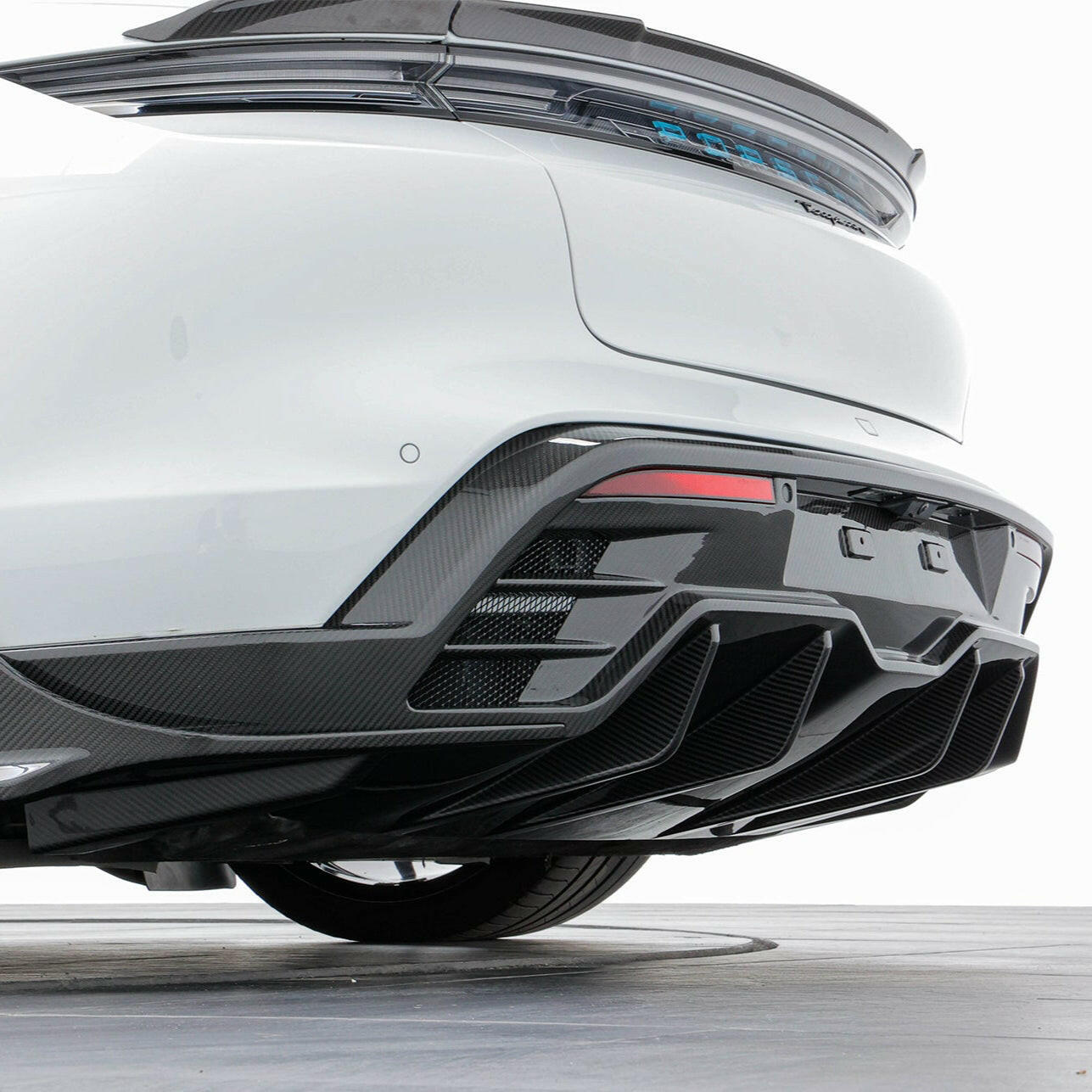 Paktechz Carbon Fiber Diffuser - Porsche Taycan.