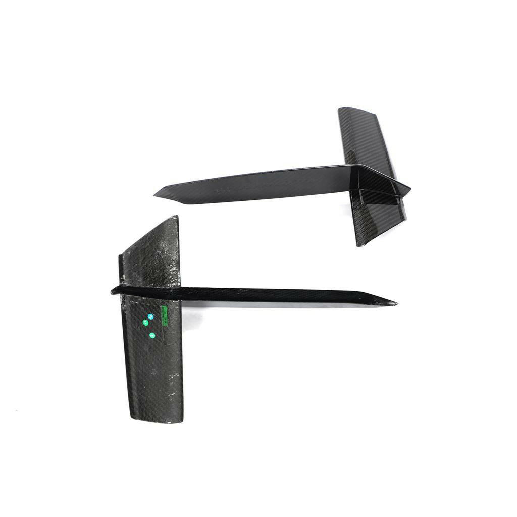 Carbon Fiber V2 Front Air Vent Trim - Audi RS6/RS7 C8.