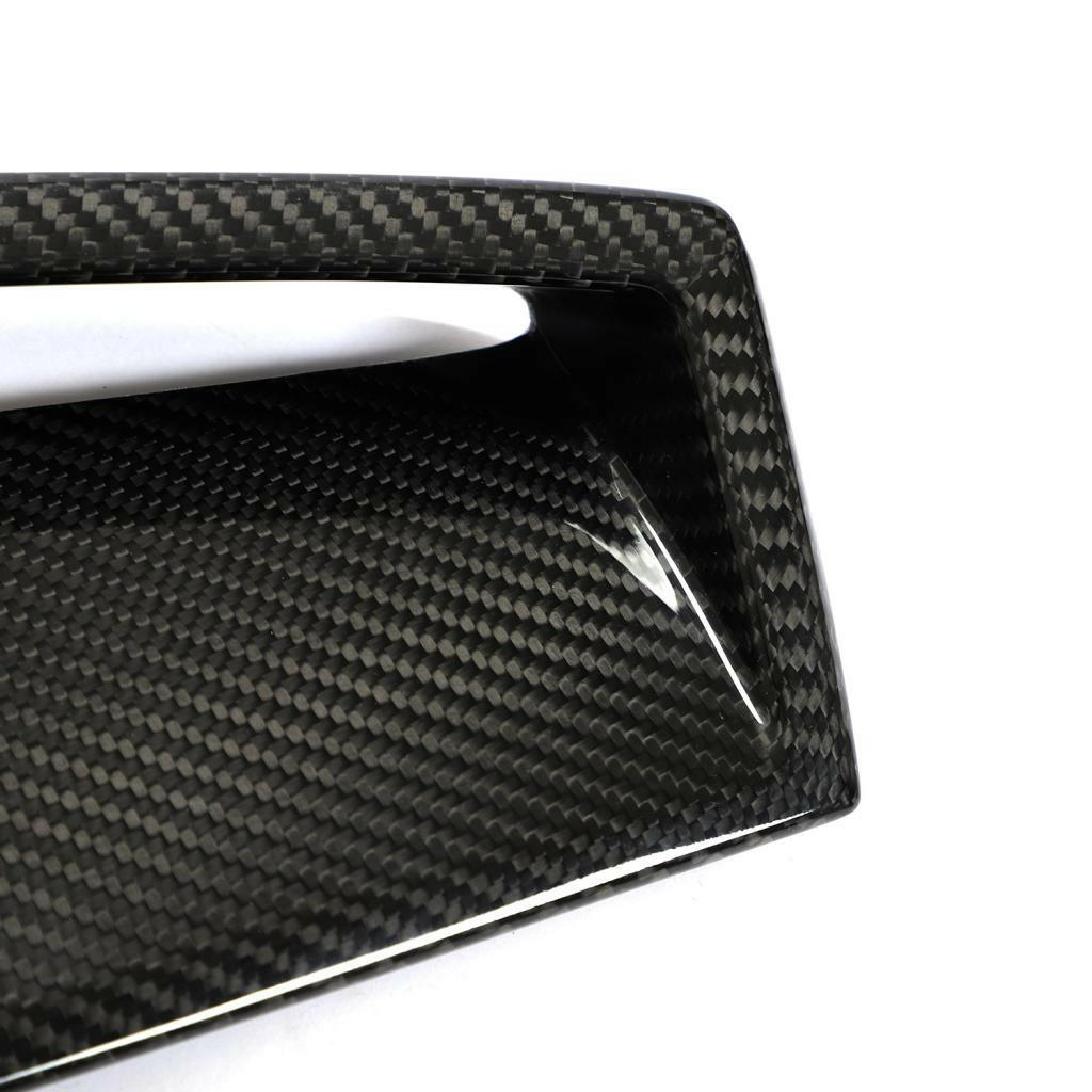 Carbon Fiber V1 Front Air Vent Trim - Audi RS6/RS7 C8.