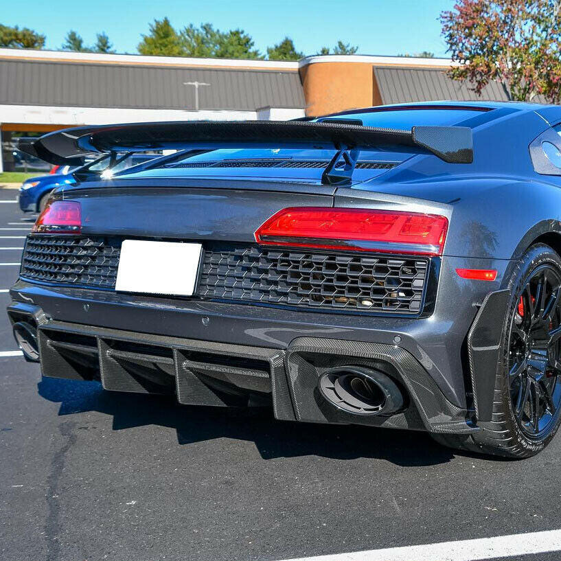 Performance Style Carbon Fiber Diffuser - Audi R8 (2019-2024).