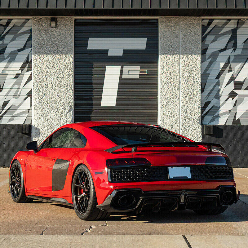 Capristo Style Carbon Fiber Diffuser - Audi R8 (2019-2024).