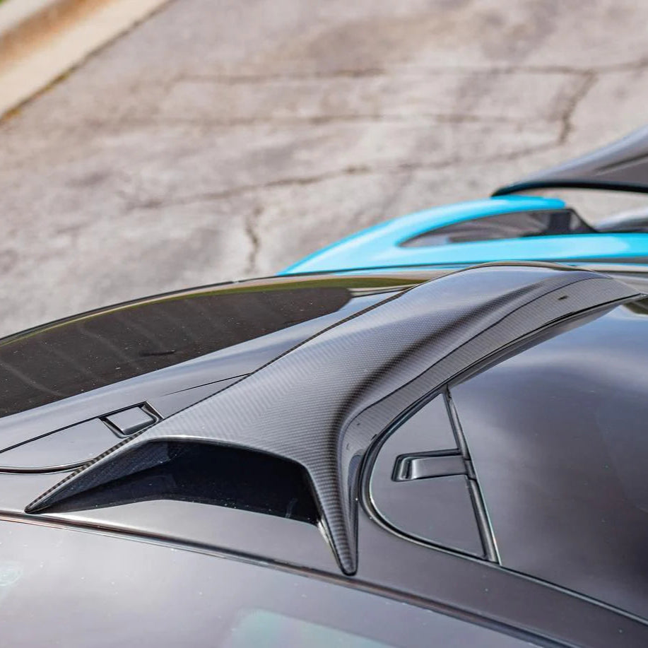 NV Style Carbon Fiber Roof Scoop - Mclaren 720S.