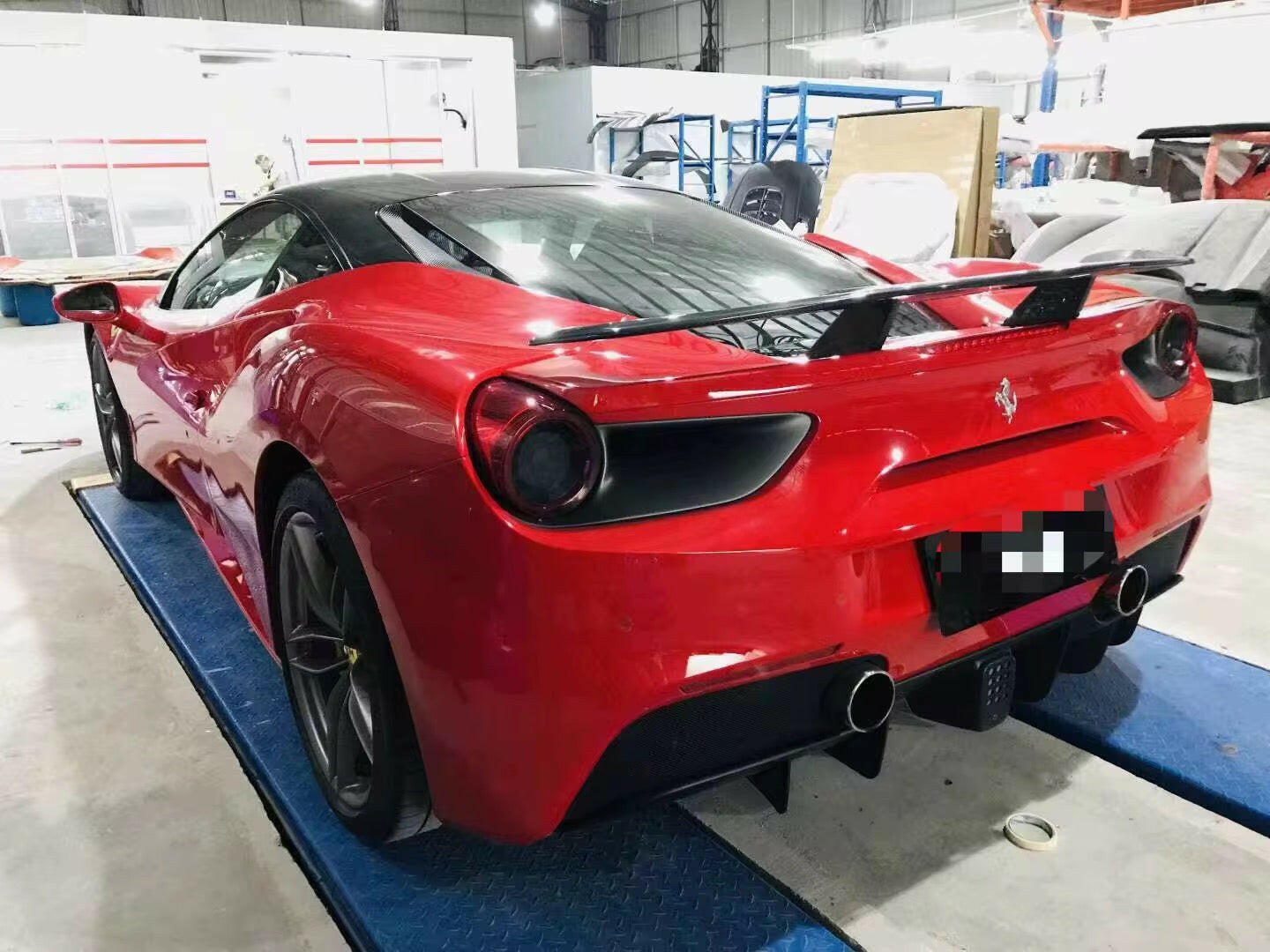 N Style Carbon Fiber Wing - Ferrari 488 GTB.