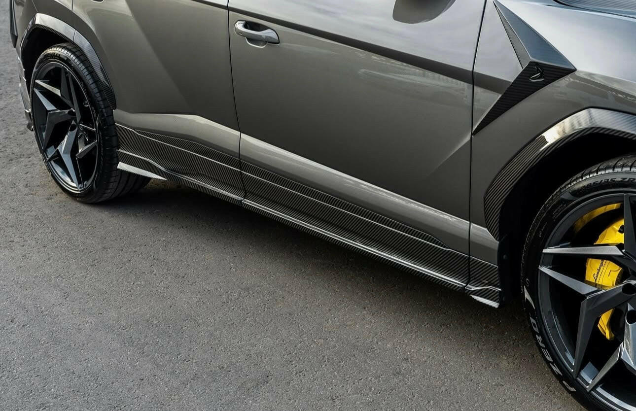 T.C Style Full Carbon Fiber Body Kit - Lamborghini Urus.