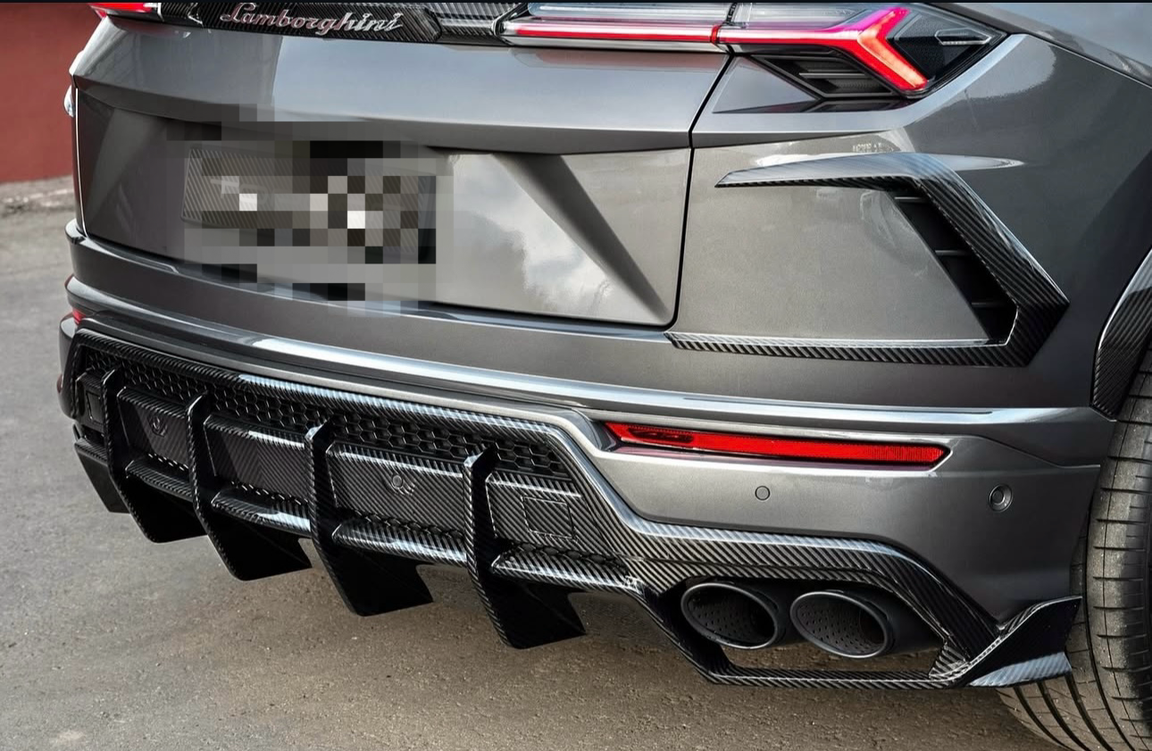 T.C Style Full Carbon Fiber Body Kit - Lamborghini Urus.