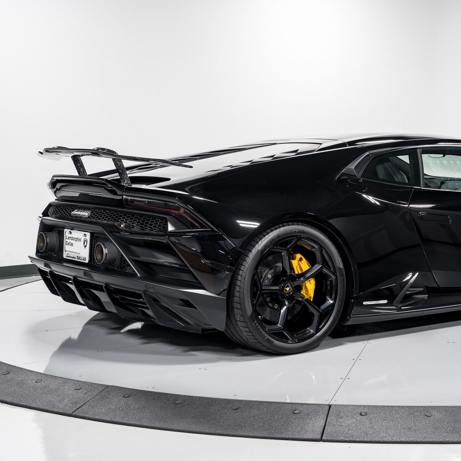 N Style Carbon Fiber Spoiler - Lamborghini Huracán LP580 / LP610 / EVO